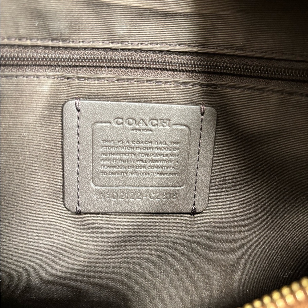 Coach Val Duffle Bag 🤩 - Picture 8 of 11